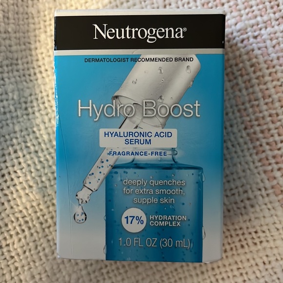 Neutrogena Hydro Boost hydrating serum with hyaluronic acid Bundle - Picture 4 of 8
